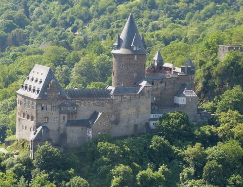 Замок Шталек (Burg Stahleck)