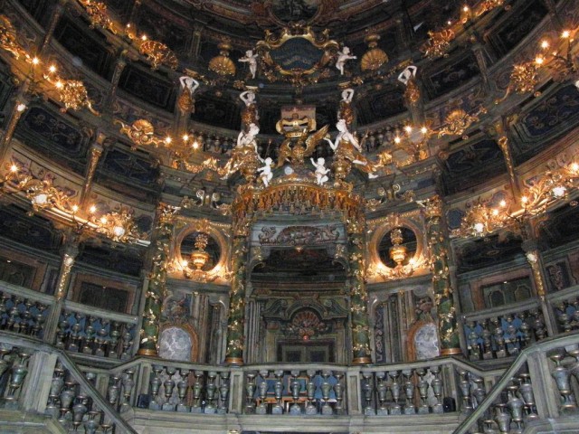 Маркграфский оперный театр (Markgräfliche Opernhaus) 