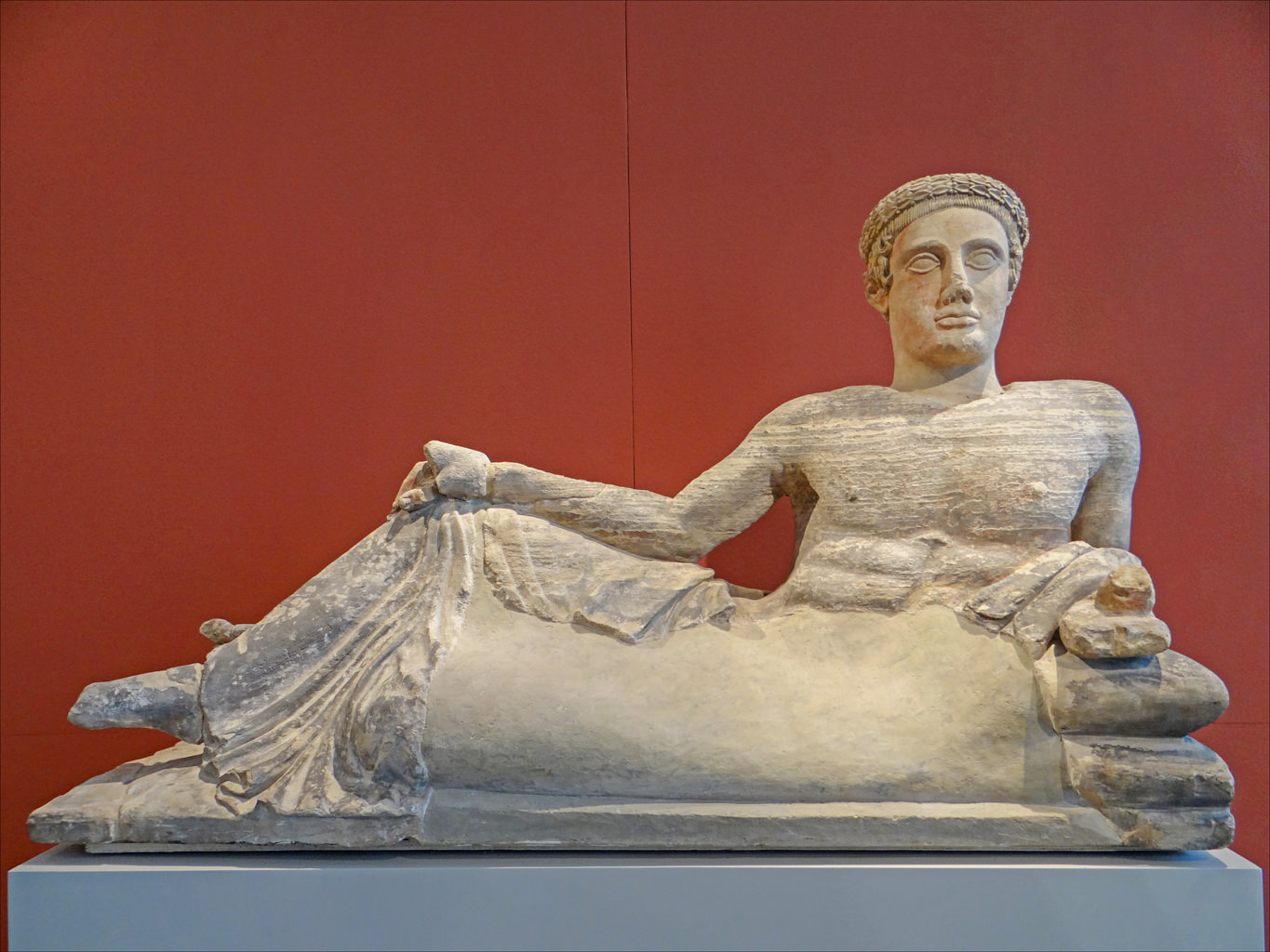 Античная статуя