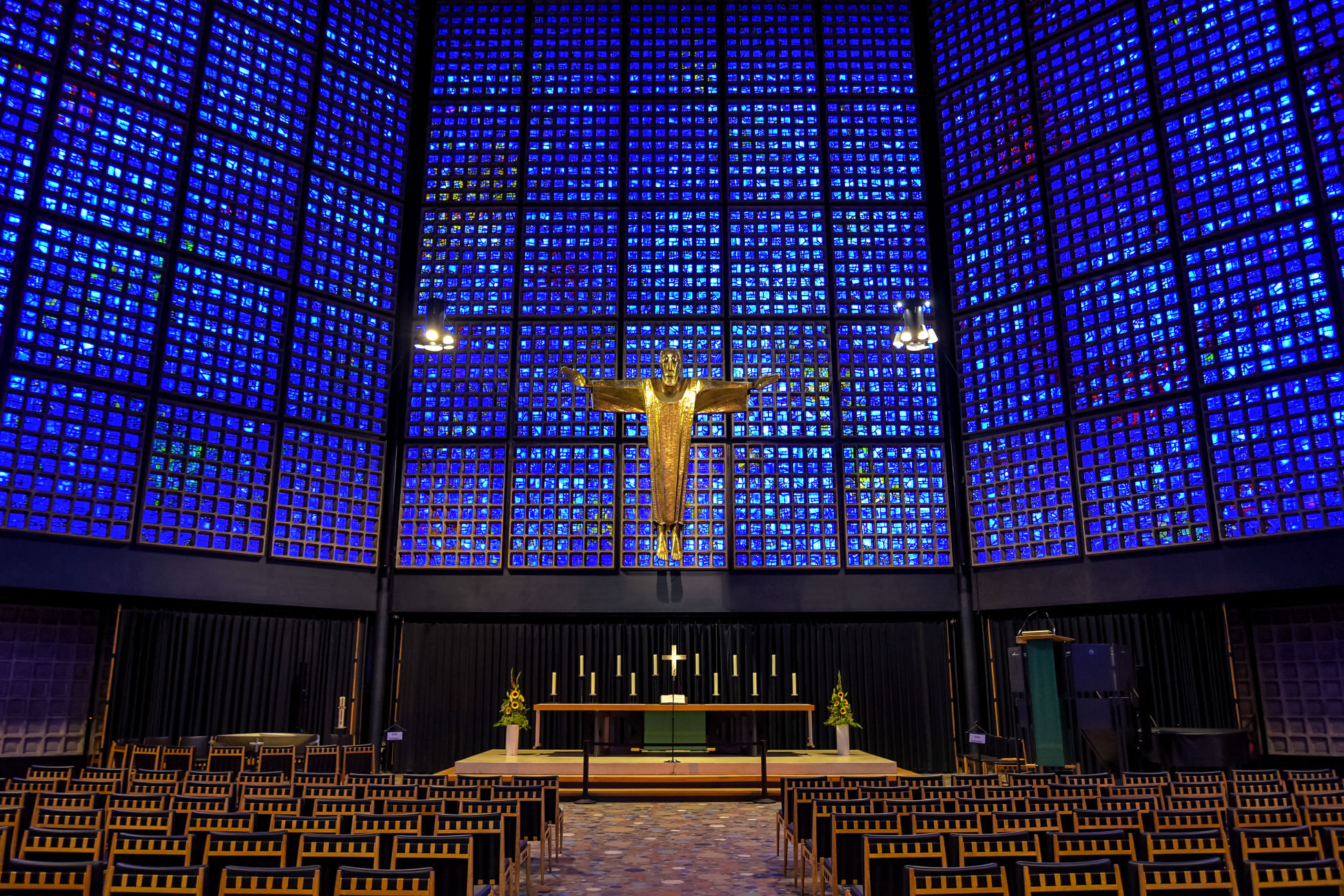 "Синяя церковь"