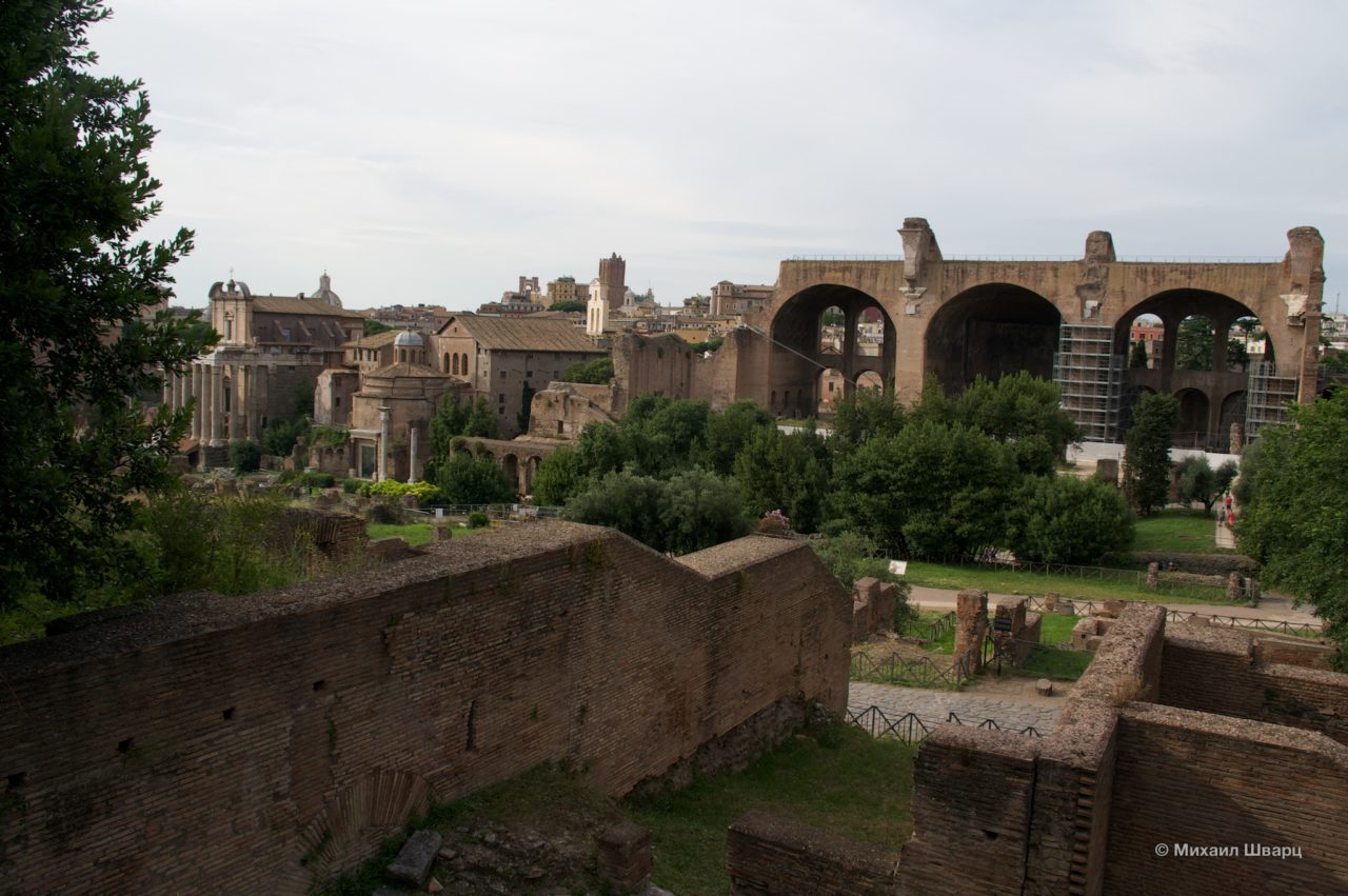Базилика Максенция и Константина (Basilica di Massenzio)