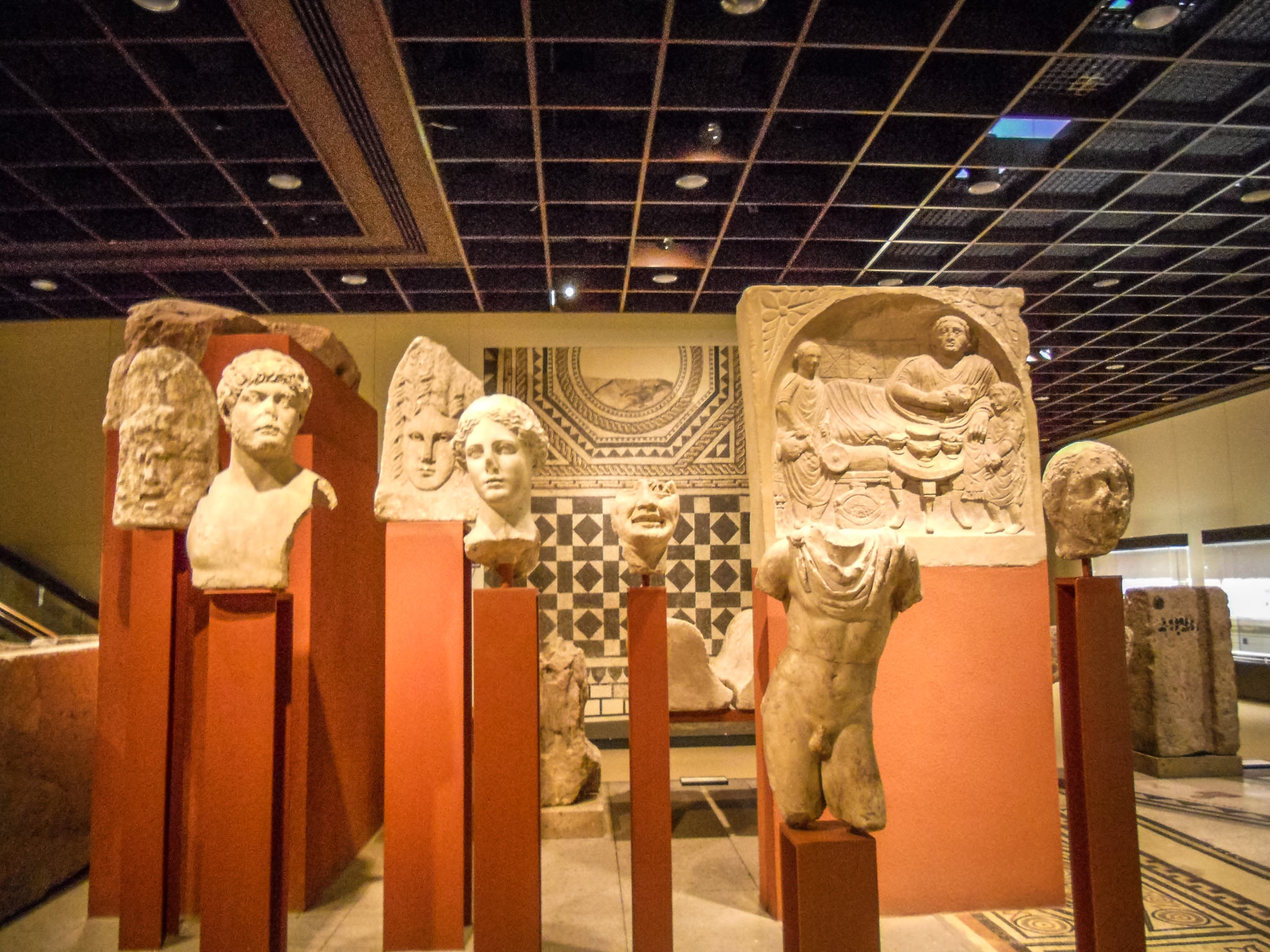 Древние скульптуры