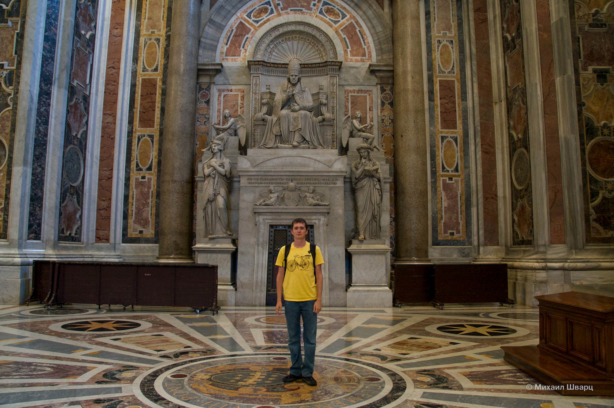 Памятник папе Пию VII