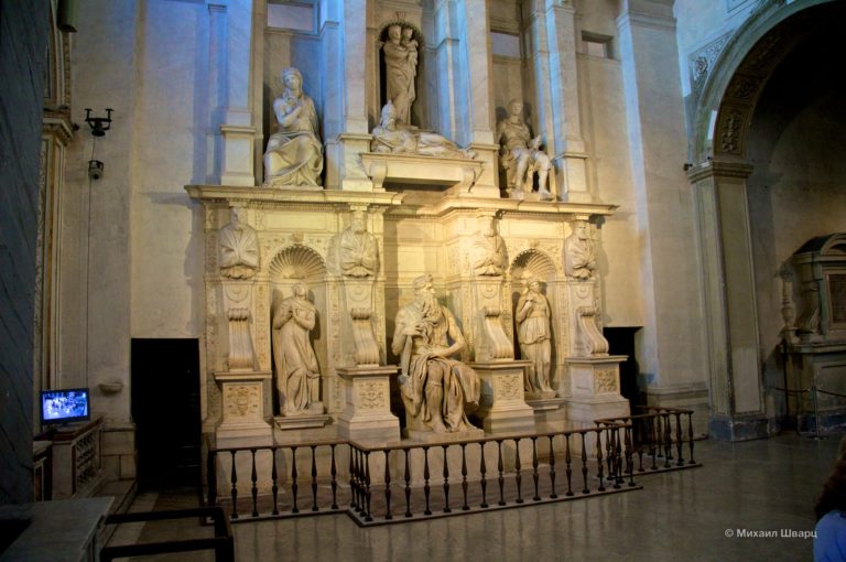 Гробница Юлия II