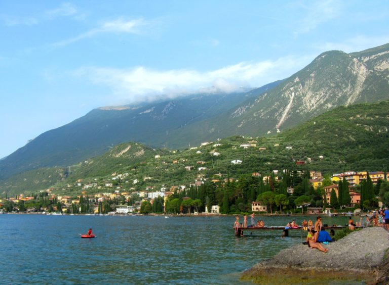 Монте Бальдо над городком Мальчезине