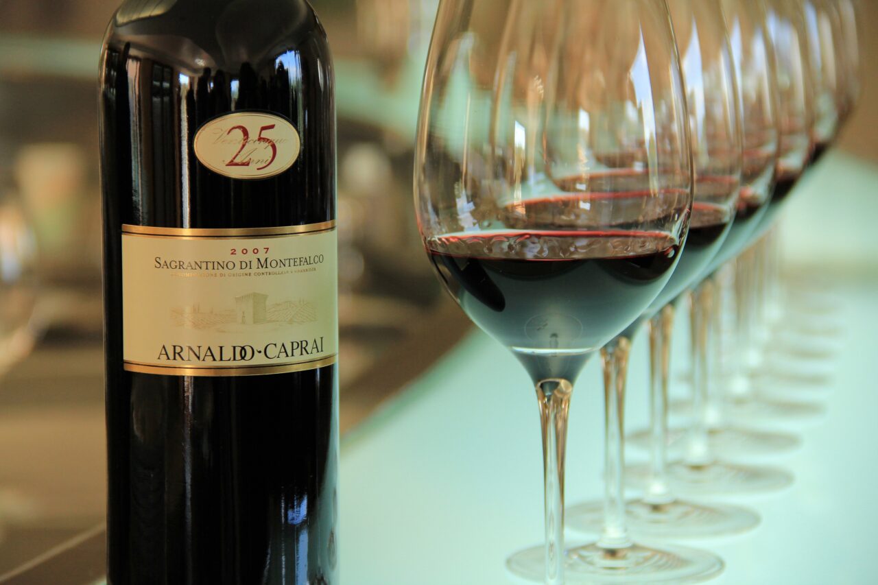 Вино Sagrantino di Montefalco