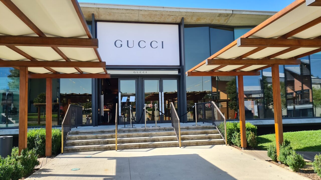 GUCCI